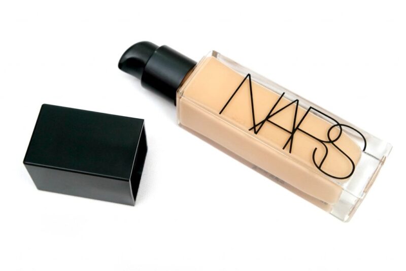 NARS Natural Radiant Longwear Foundation – 30ml
